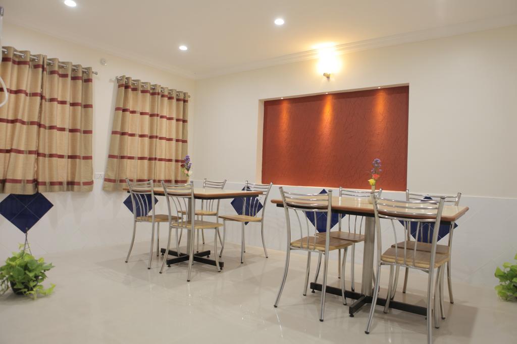 Our Nest Hotel Hyderabad Exterior foto